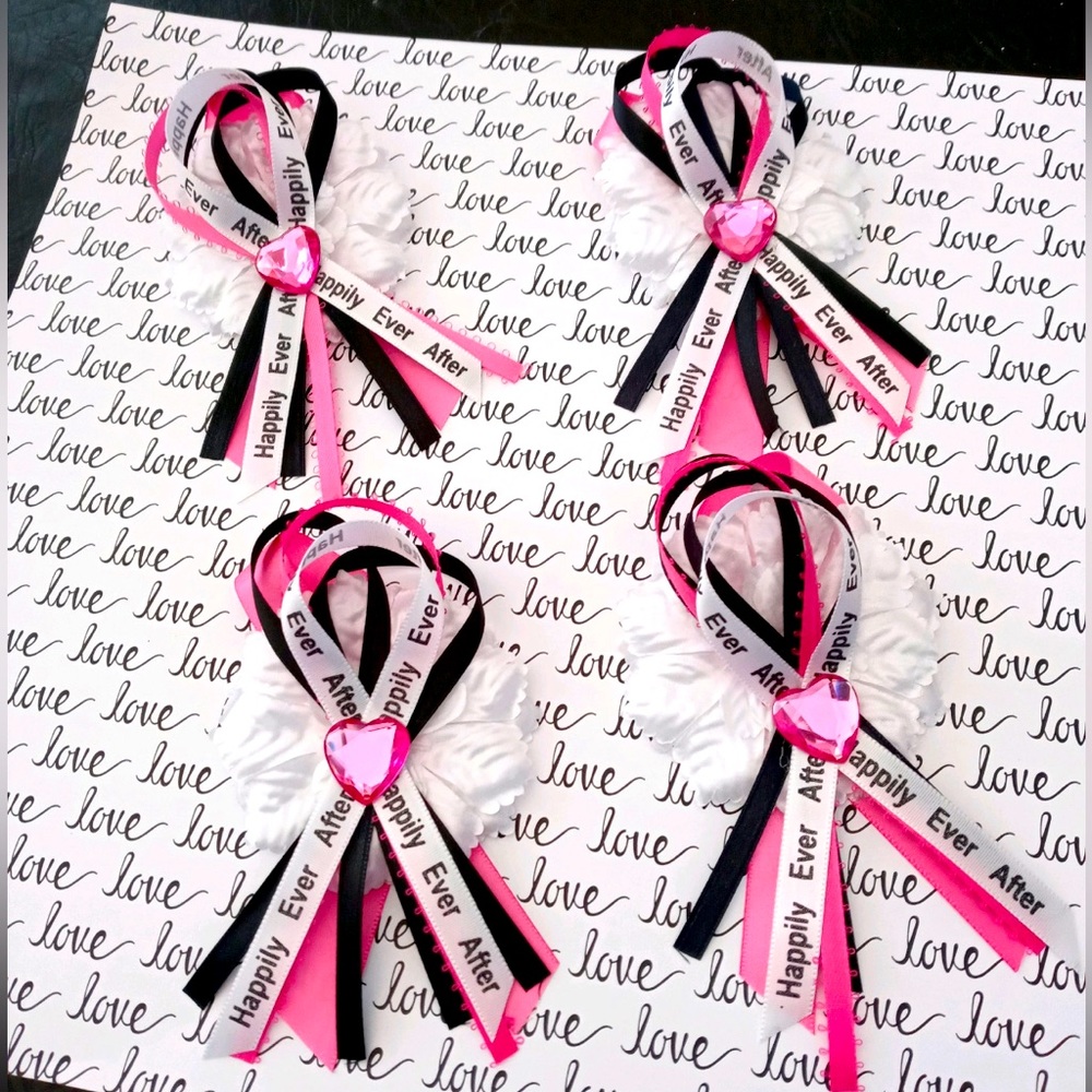 25 Fuchsia Happily Ever After Bridal Corsages/Capias